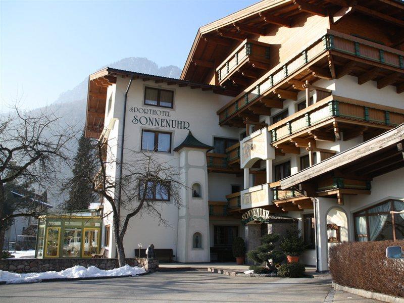 Hotel Sonnenuhr 克拉姆萨赫 外观 照片