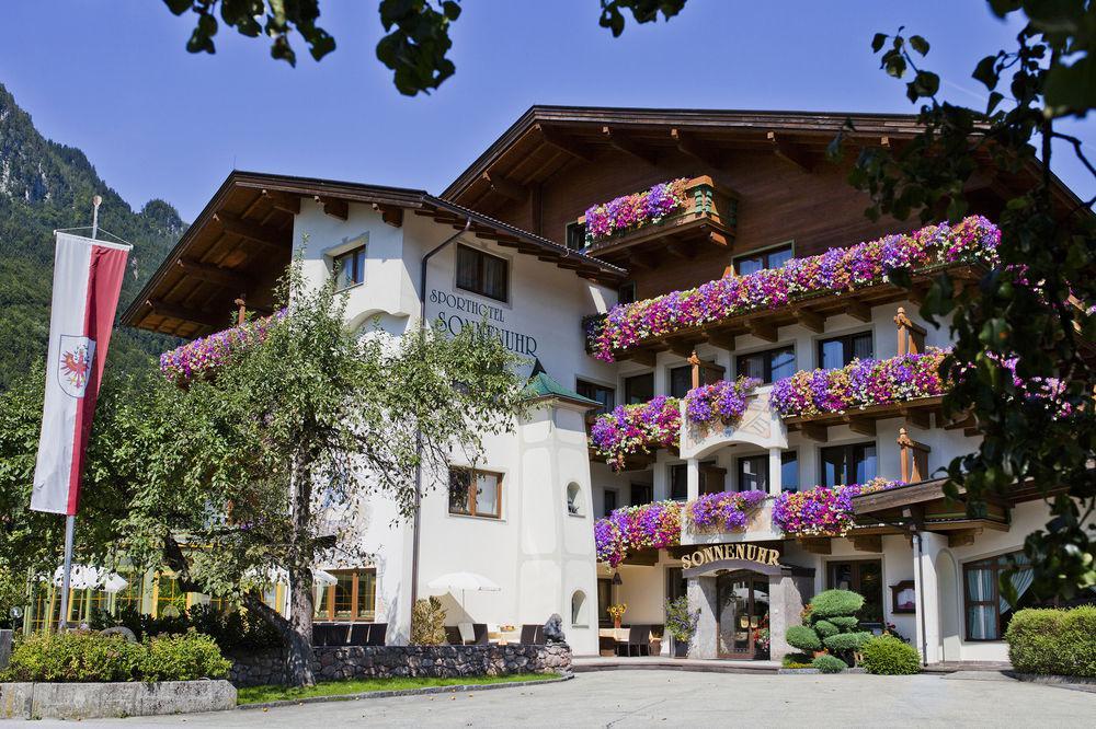 Hotel Sonnenuhr 克拉姆萨赫 外观 照片
