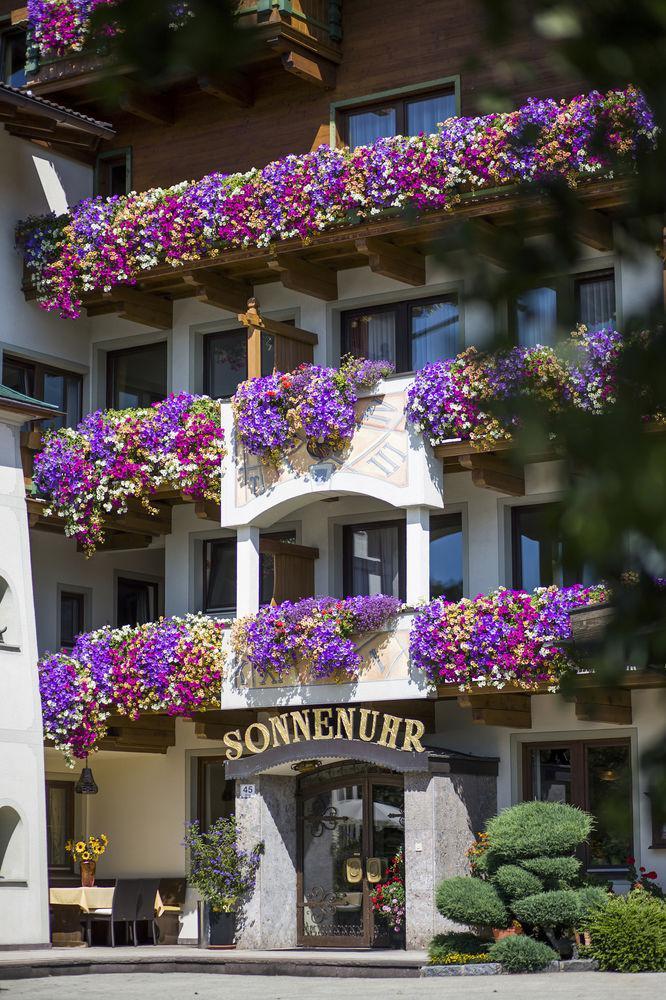 Hotel Sonnenuhr 克拉姆萨赫 外观 照片