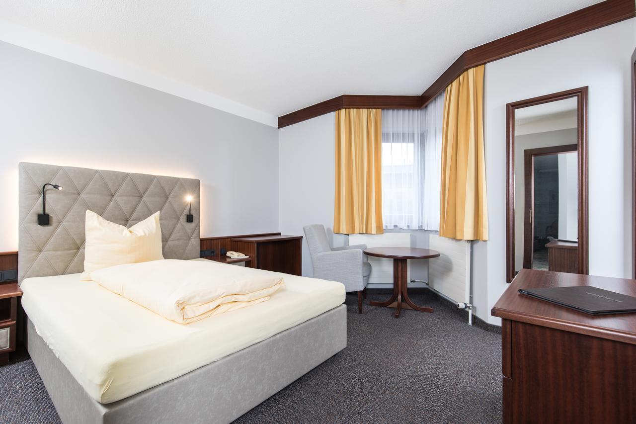Hotel Sonnenuhr 克拉姆萨赫 外观 照片