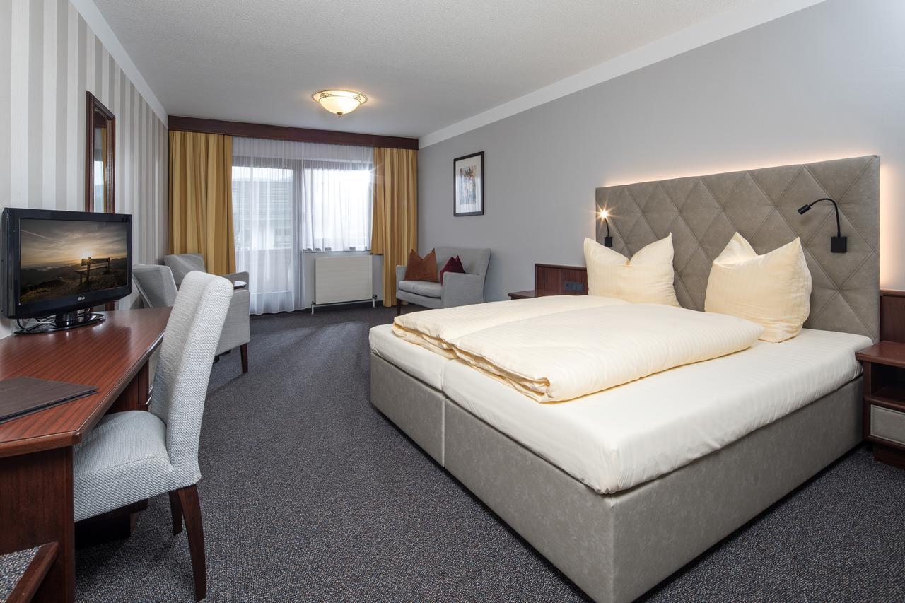 Hotel Sonnenuhr 克拉姆萨赫 外观 照片